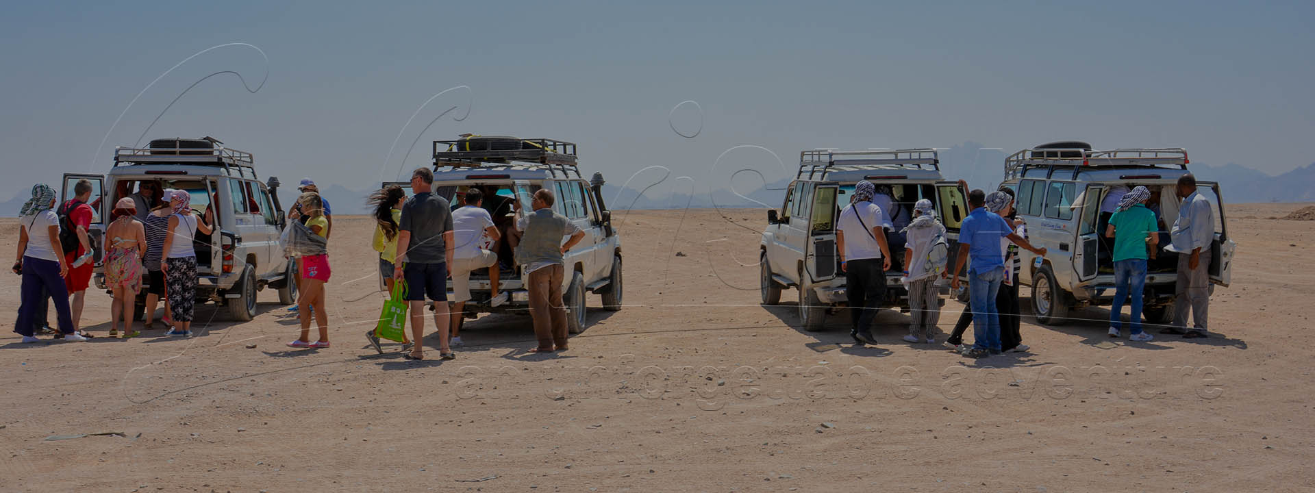 Sahl Hasheesh safari în deșert la apus